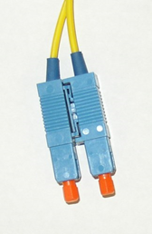 Duplex-SC-Stecker mit Schutzklappe